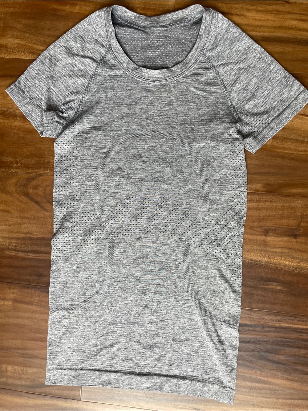 Grey Lululemon Swiftly Tech Hip Length